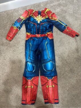 Captain Marvel Kids Costume kid’s small Halloween costume superhero dress up